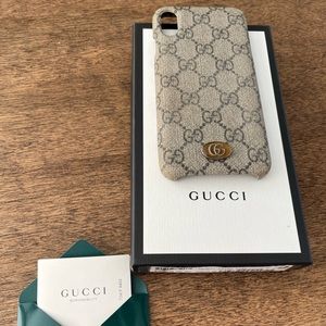 GUCCI IPHONE COVER WITH BOX & GIFT CARD #587671